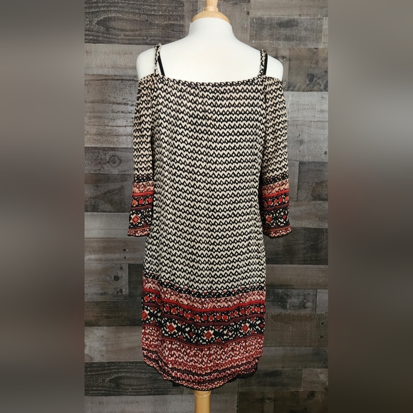 Patterned Crotche Boho Dress - Picture 5 of 8